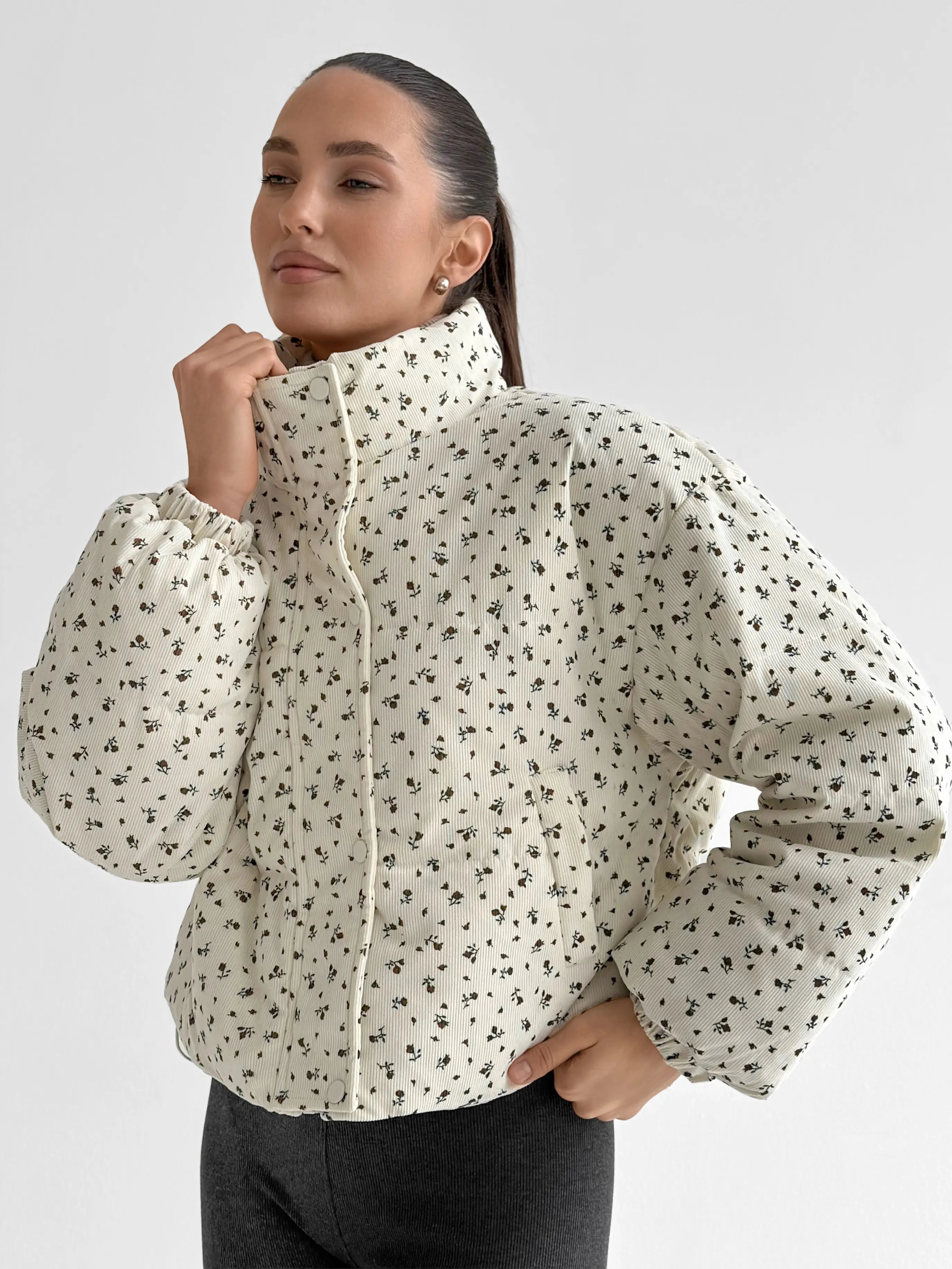 Velvet jacket with floral collar, milky onesize