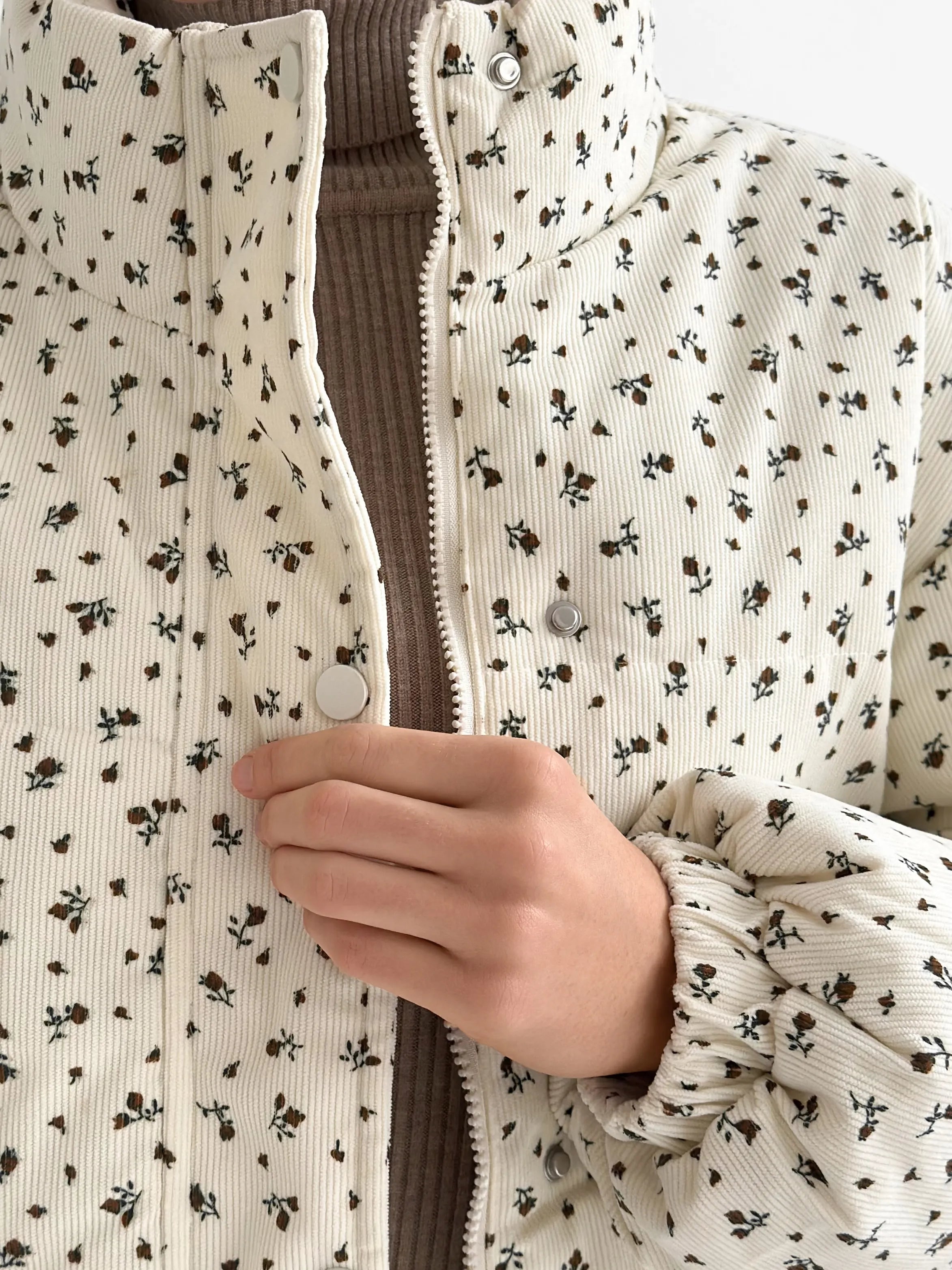 Velvet jacket with floral collar, milky onesize