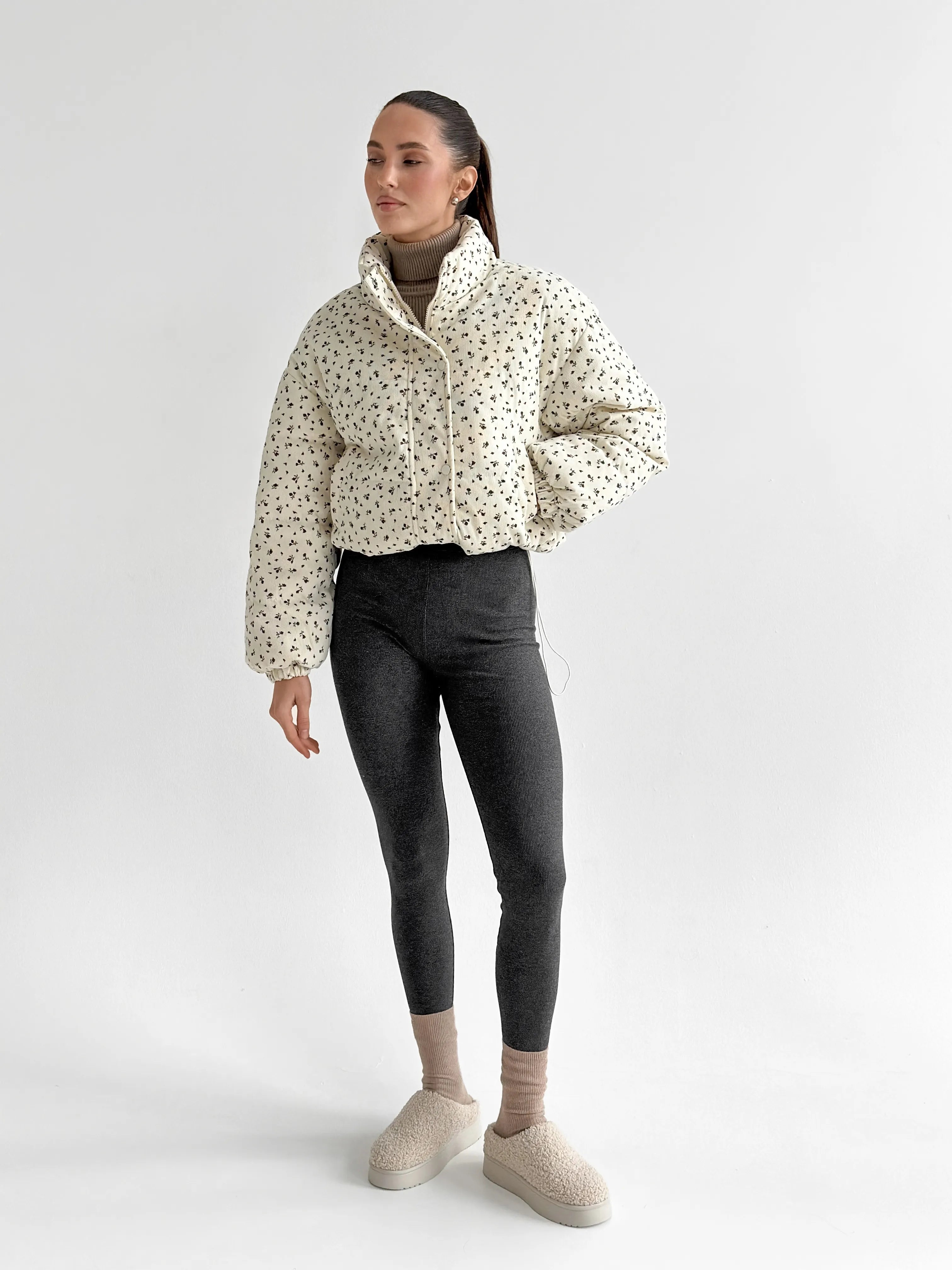 Velvet jacket with floral collar, milky onesize