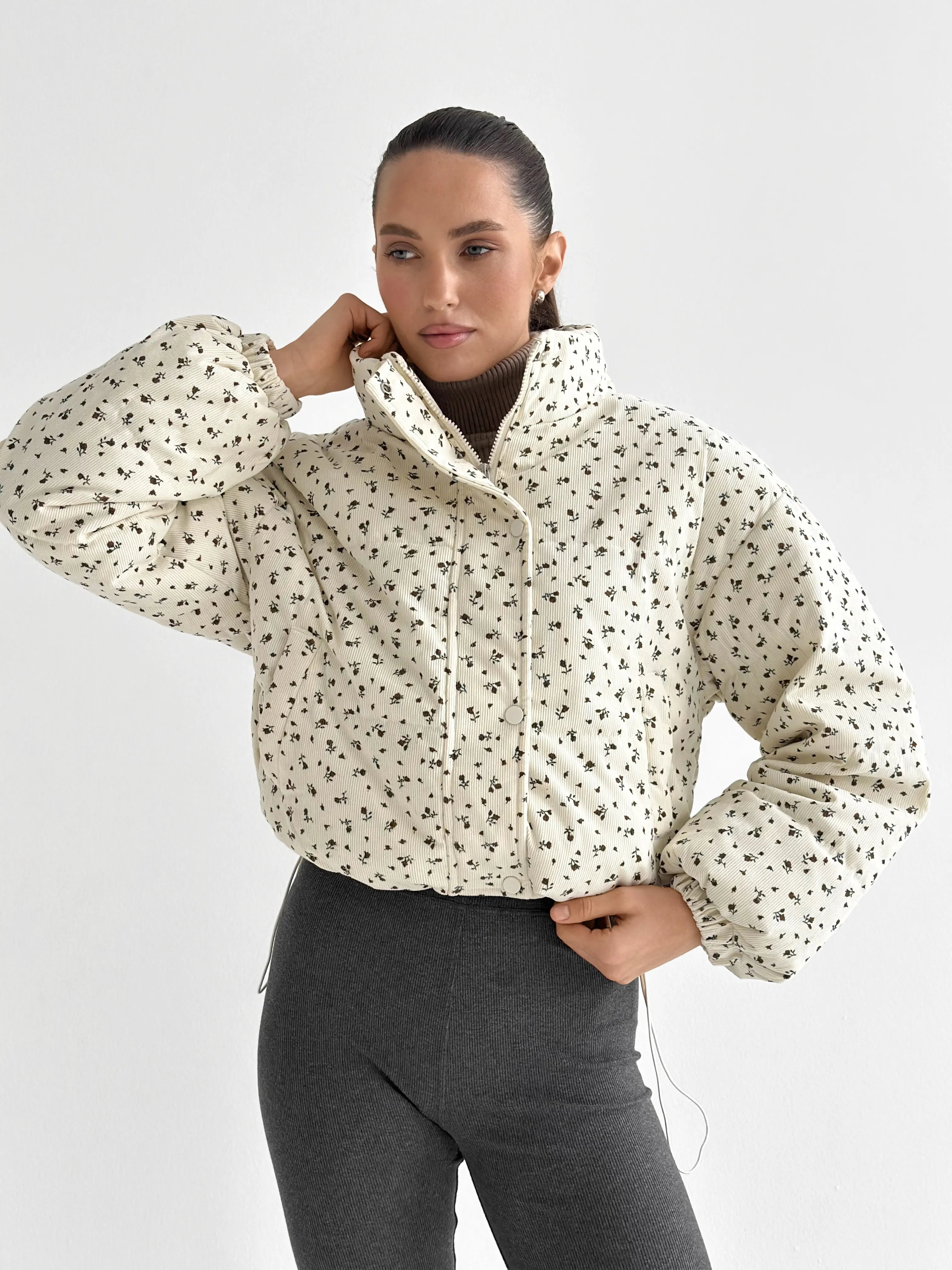 Velvet jacket with floral collar, milky onesize