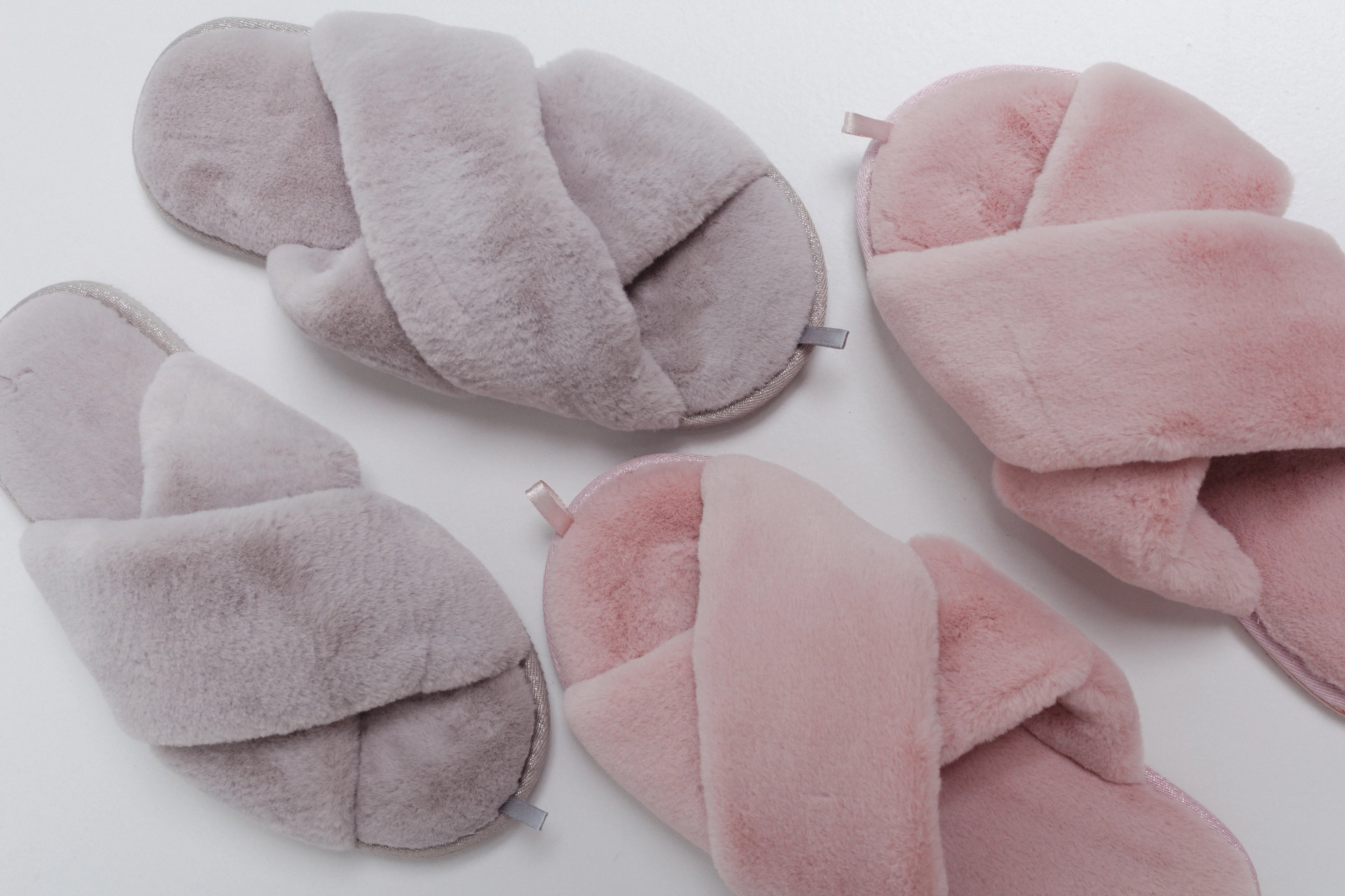 Women's slippers HS-LUX fur cross pink