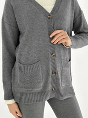 Knitted cardigan elongated with buttons graphite