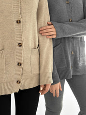 Knitted cardigan elongated with buttons graphite