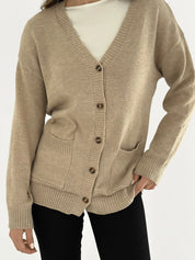 Knitted cardigan elongated with buttons beige