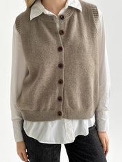 Knitted vest with buttons beige
