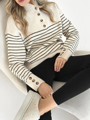 Wool sweater with striped collar