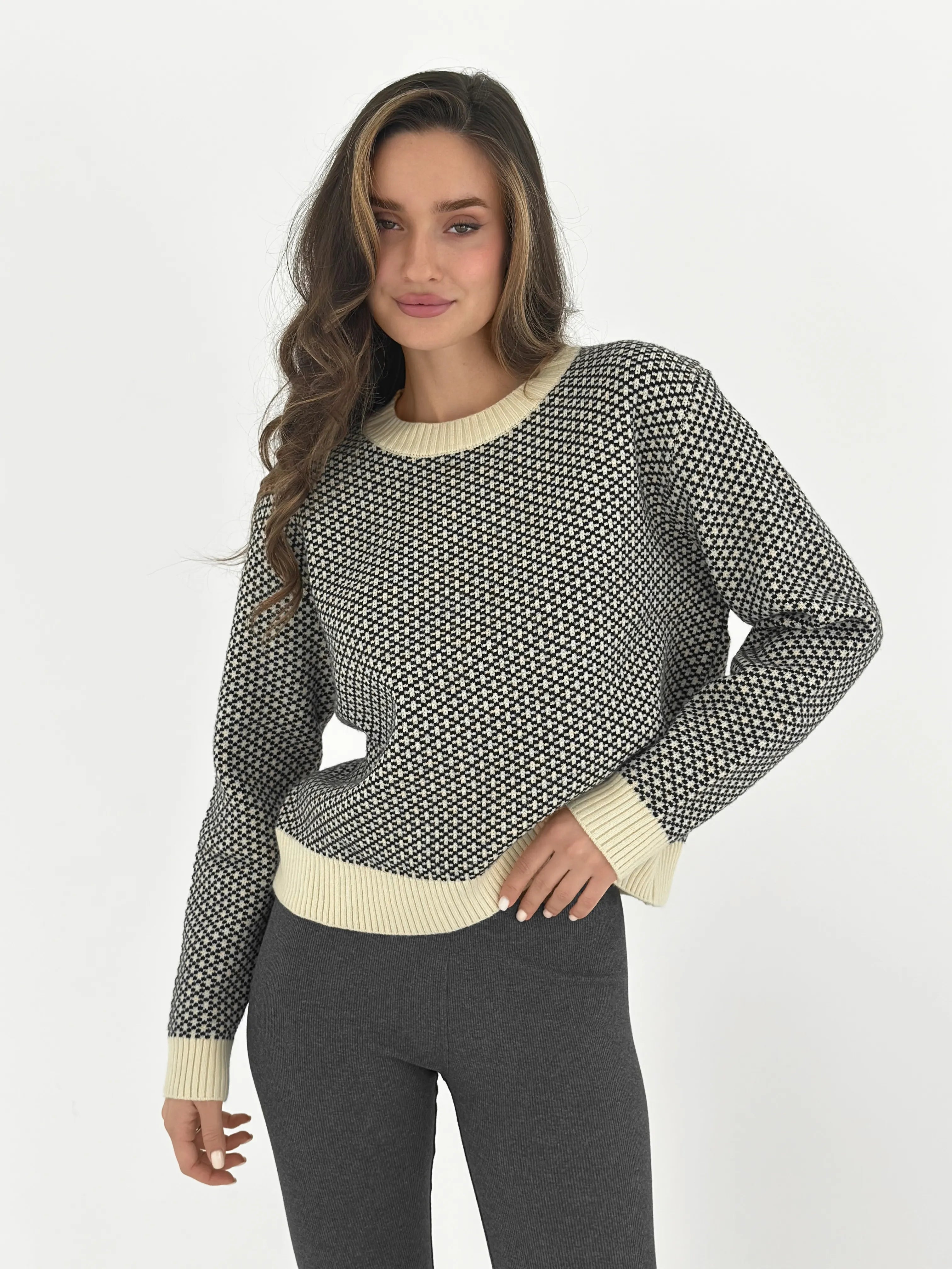 Wool sweater with a pattern