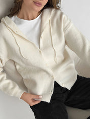 Wool cardigan with hood and buttons milky