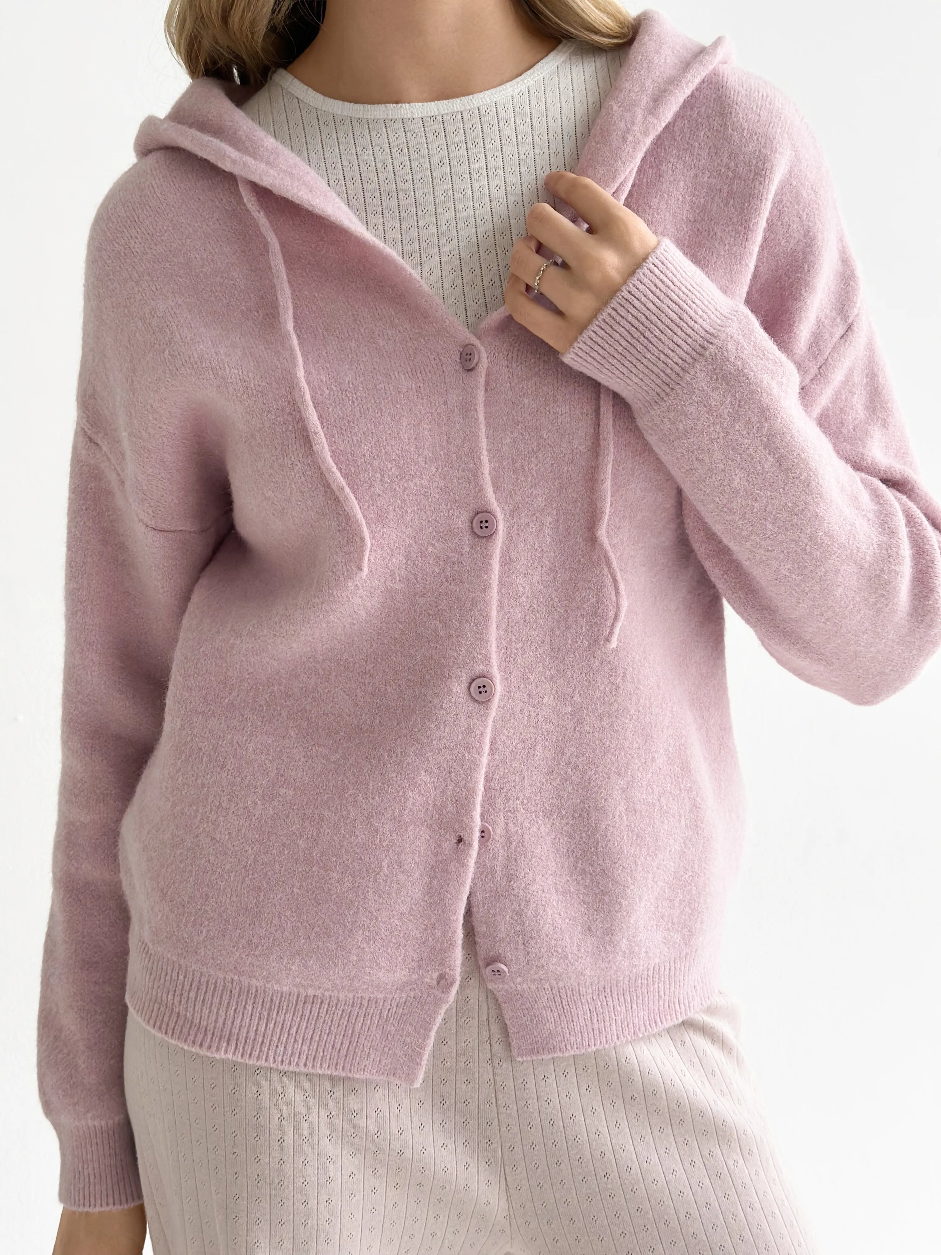Wool cardigan with hood and buttons pink