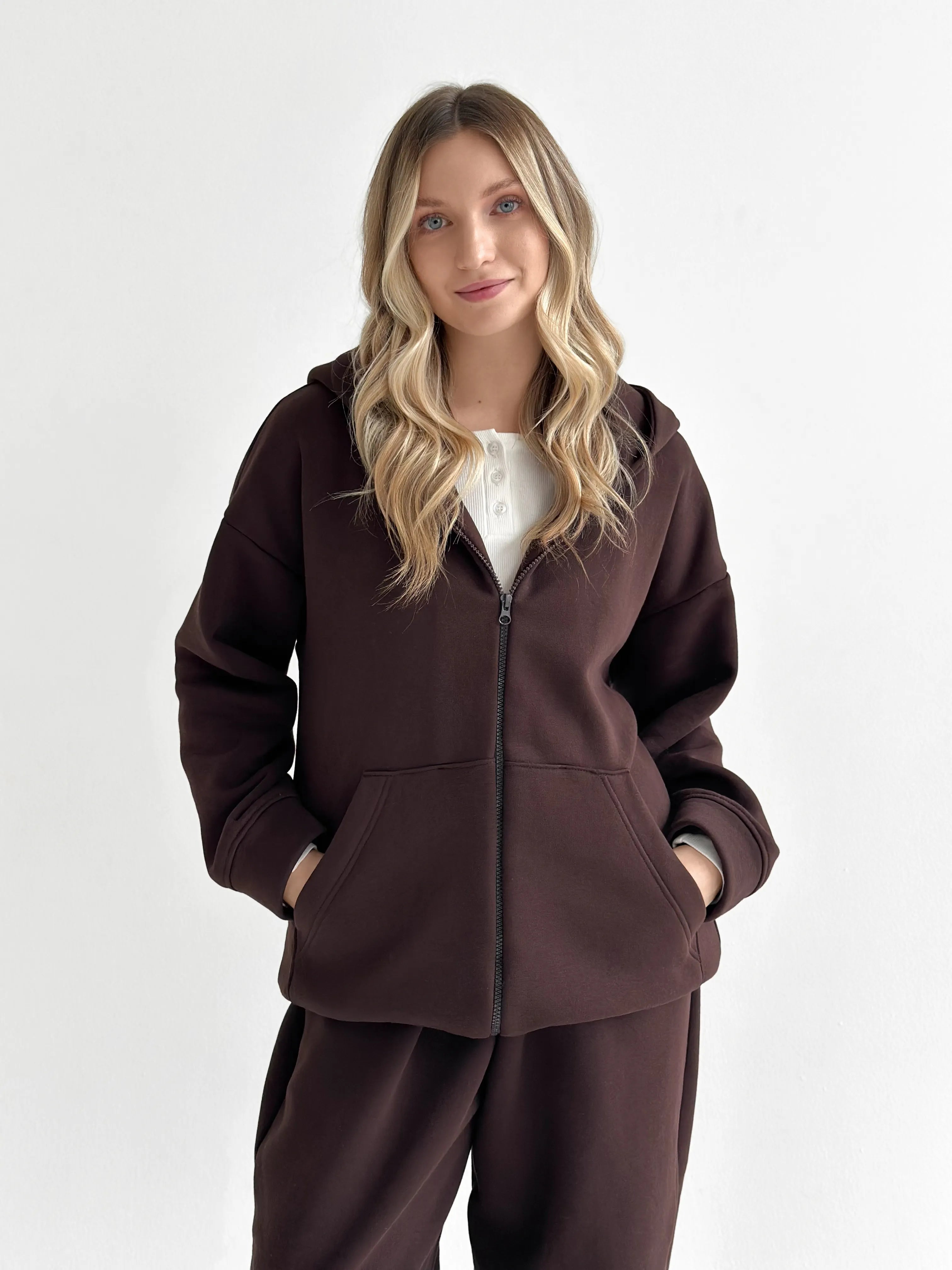 Suit Jacket and Pants (flat) 3-thread insulated brown