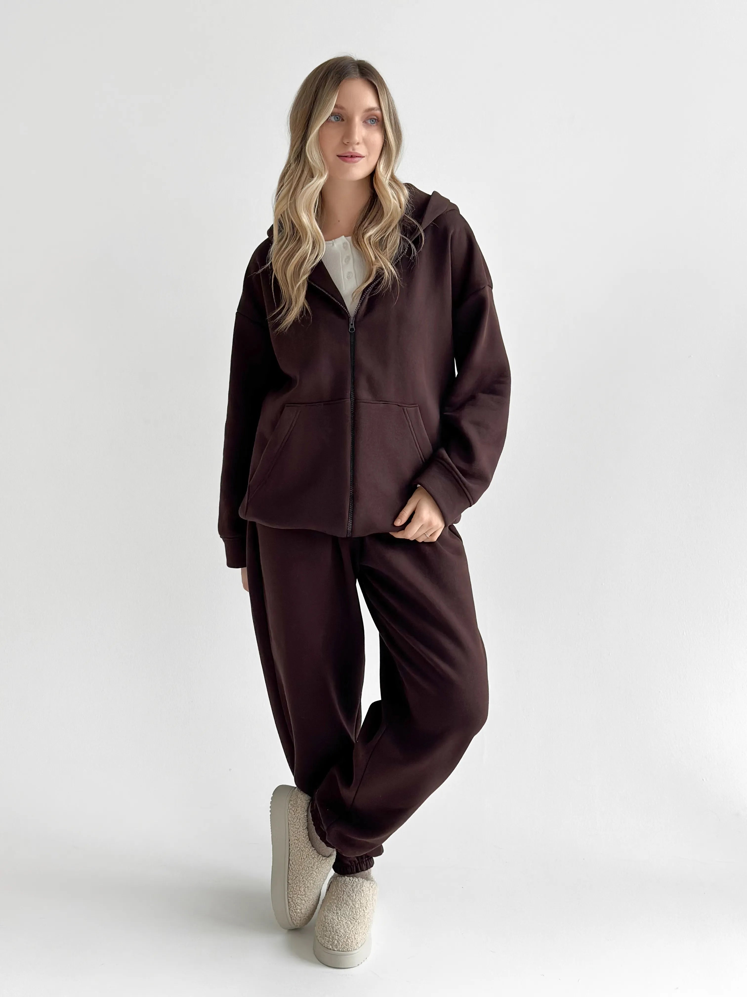 Suit Jacket and Pants (flat) 3-thread insulated brown