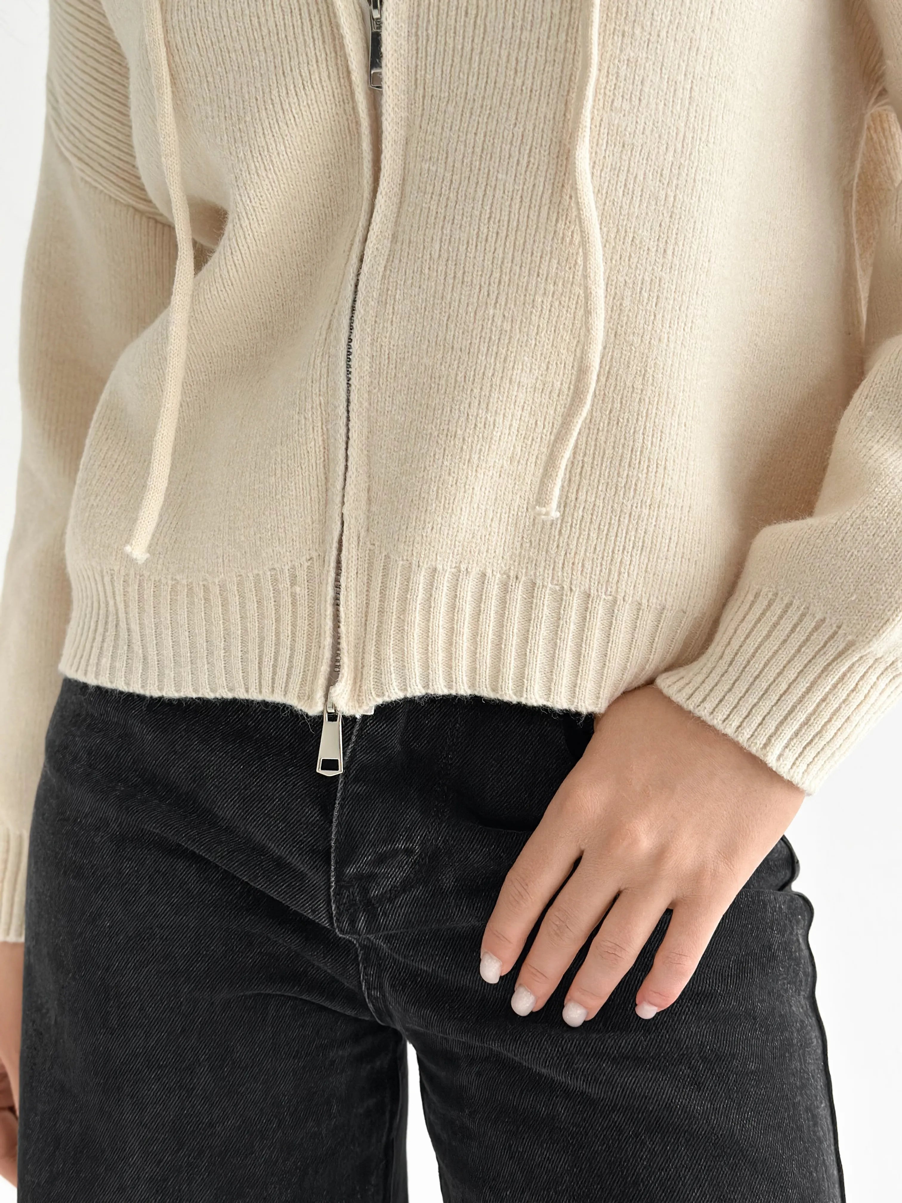 Milk zipper cardigan