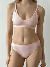 Basic powdery top lingerie