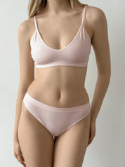 Basic powdery top lingerie