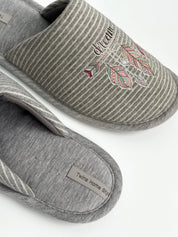 Women's indoor slippers HS-VL closed, gray stripe with PVC sticker