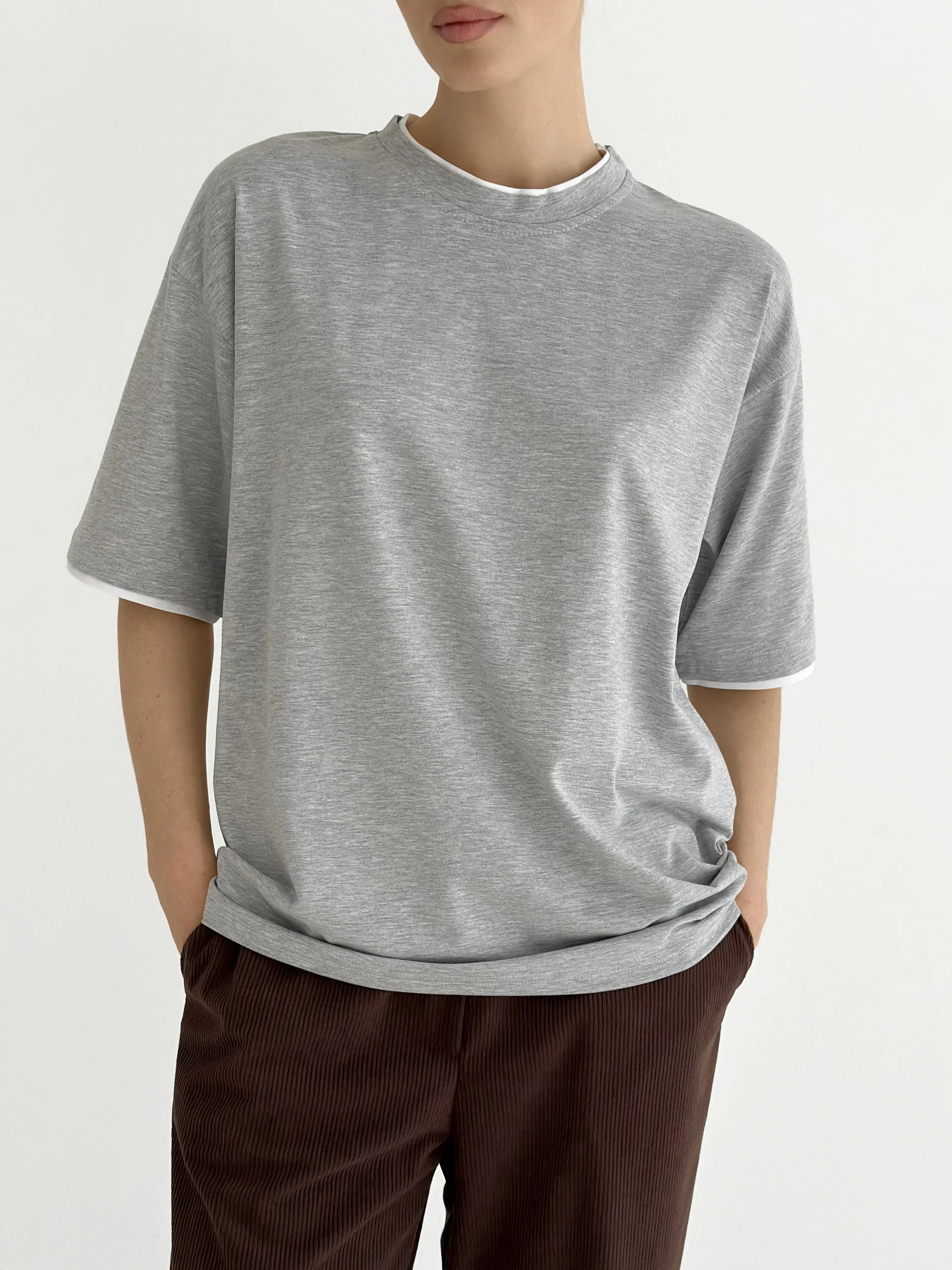 T-shirt with white trim, gray , onesize