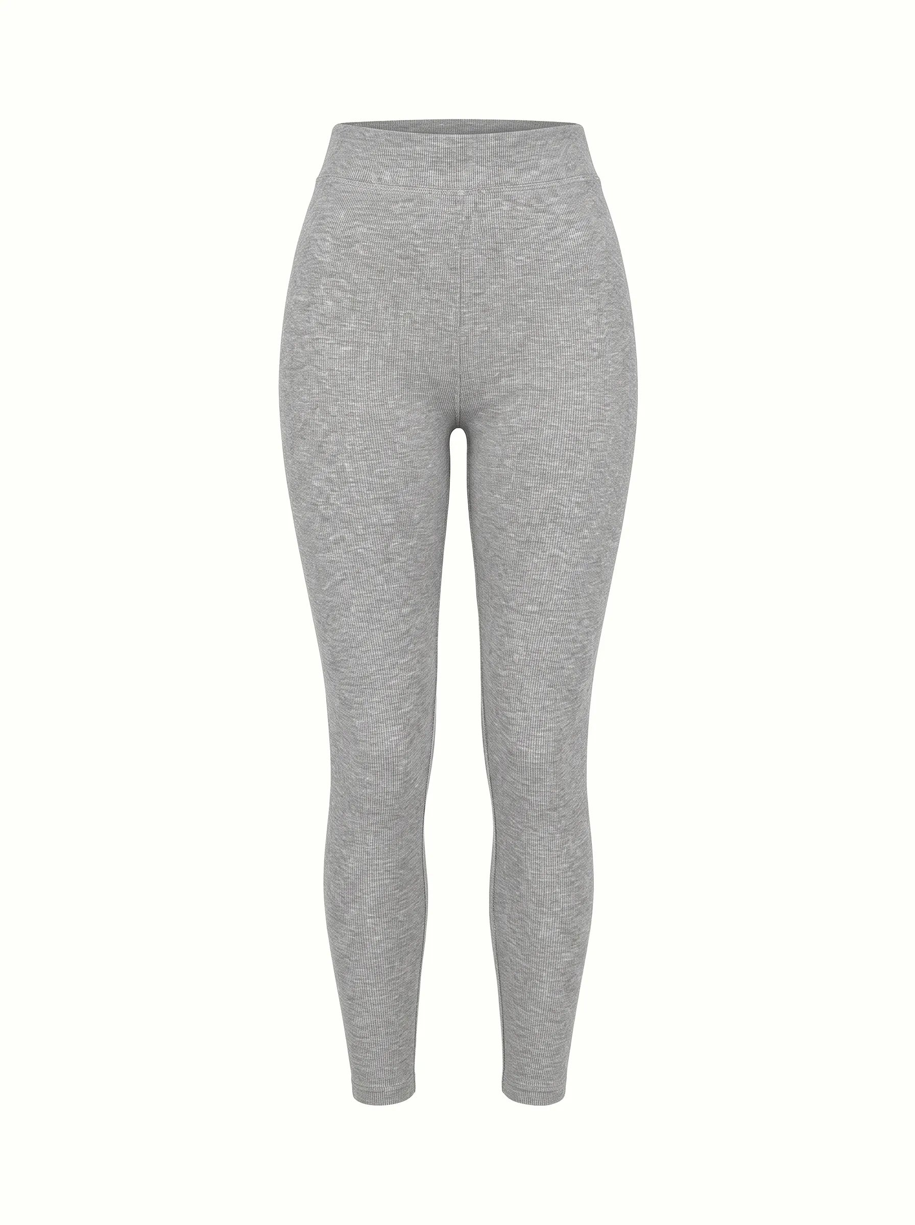 Light gray leggings