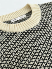 Wool sweater with a pattern