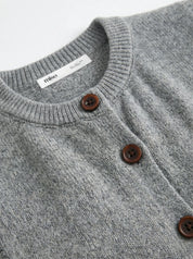 Knitted vest with buttons gray