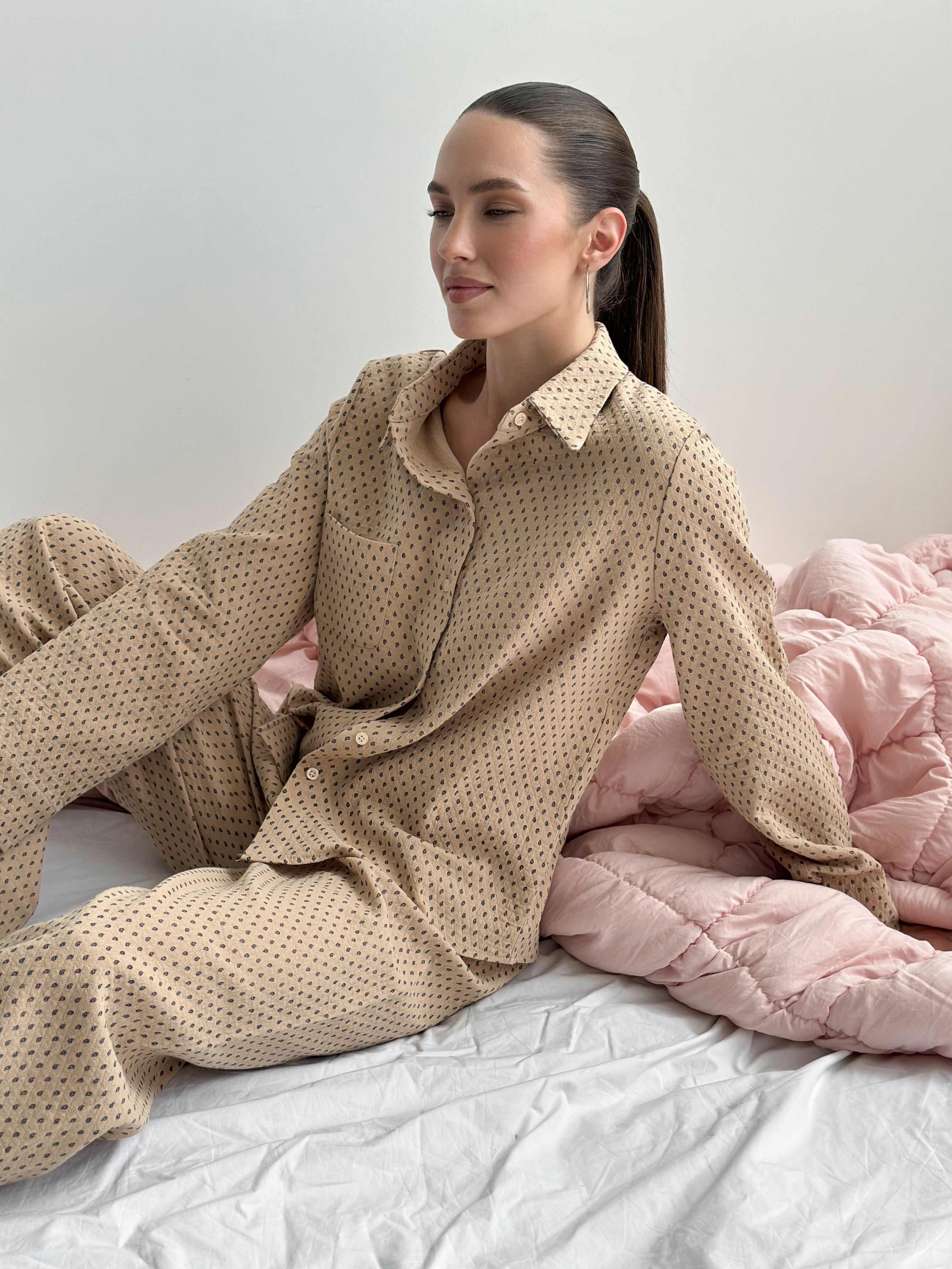Suit shirt and pants "cotton quilted" brown