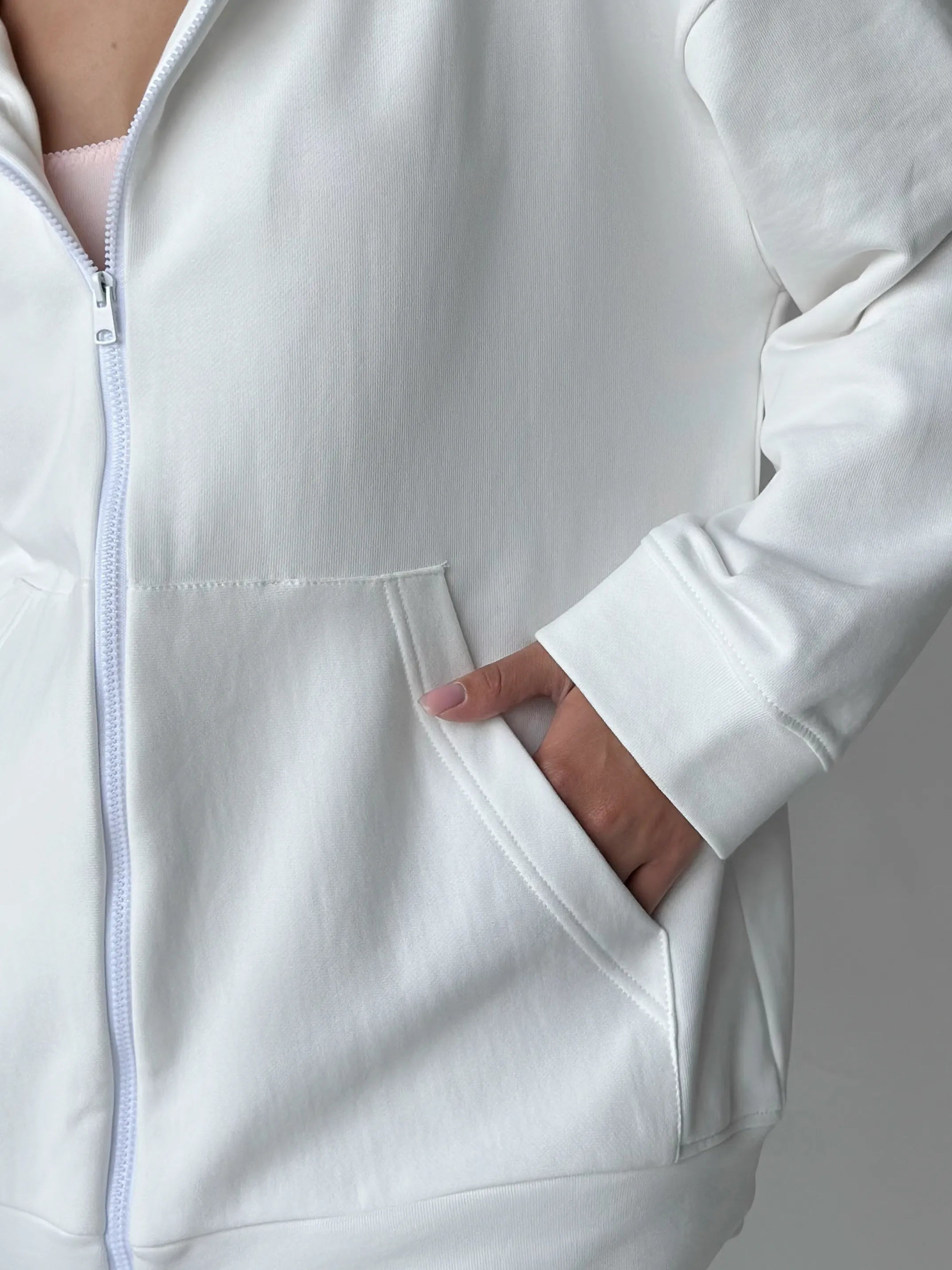 Cotton Sweatshirt with a hood and a zipper 3-thread knit white