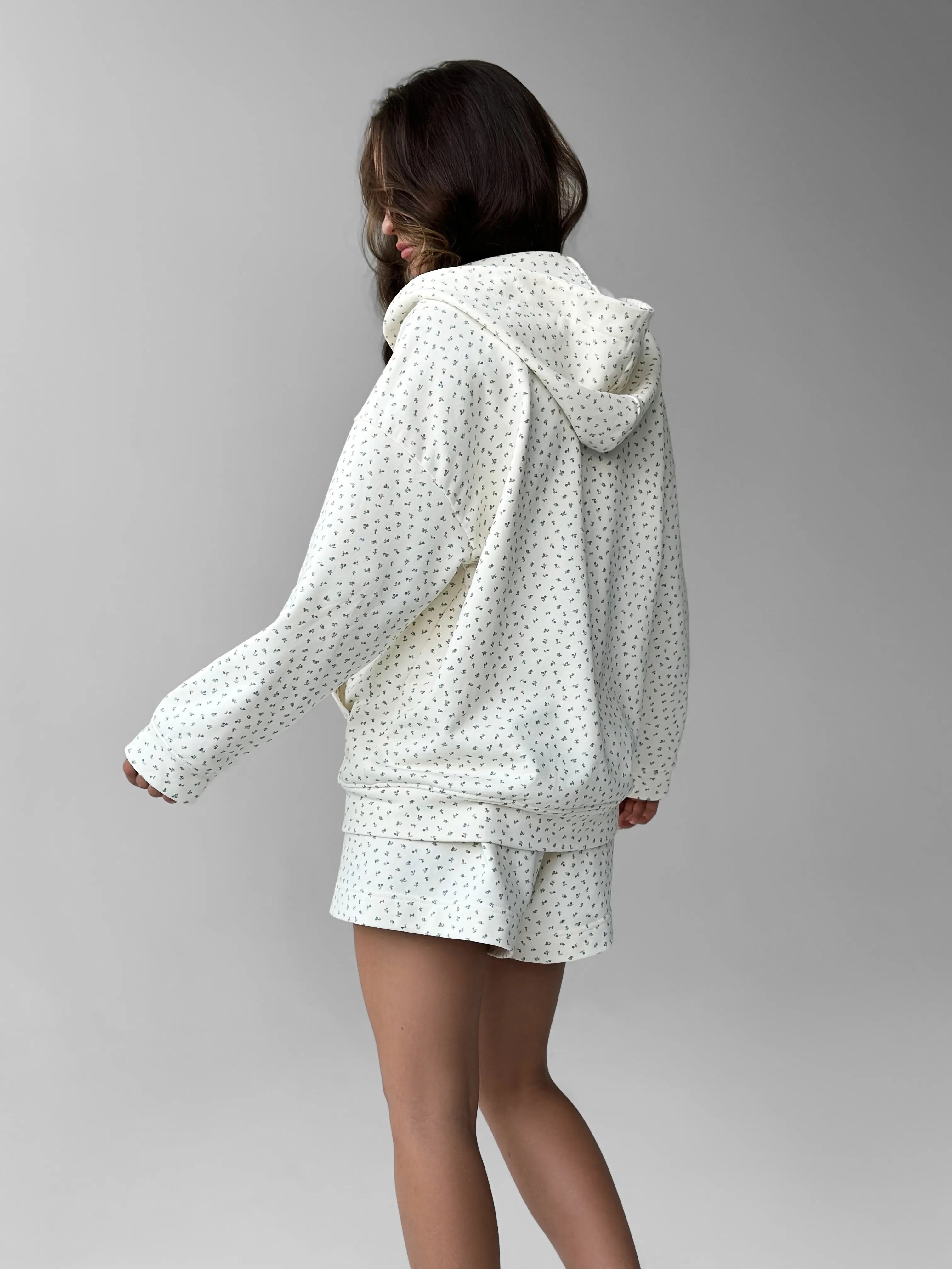 Cotton Shorts knitwear 3-thread blue flower on milky