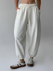 Cotton Pants knitwear 3-thread blue flower on milky
