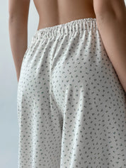 Cotton Pants knitwear 3-thread blue flower on milky