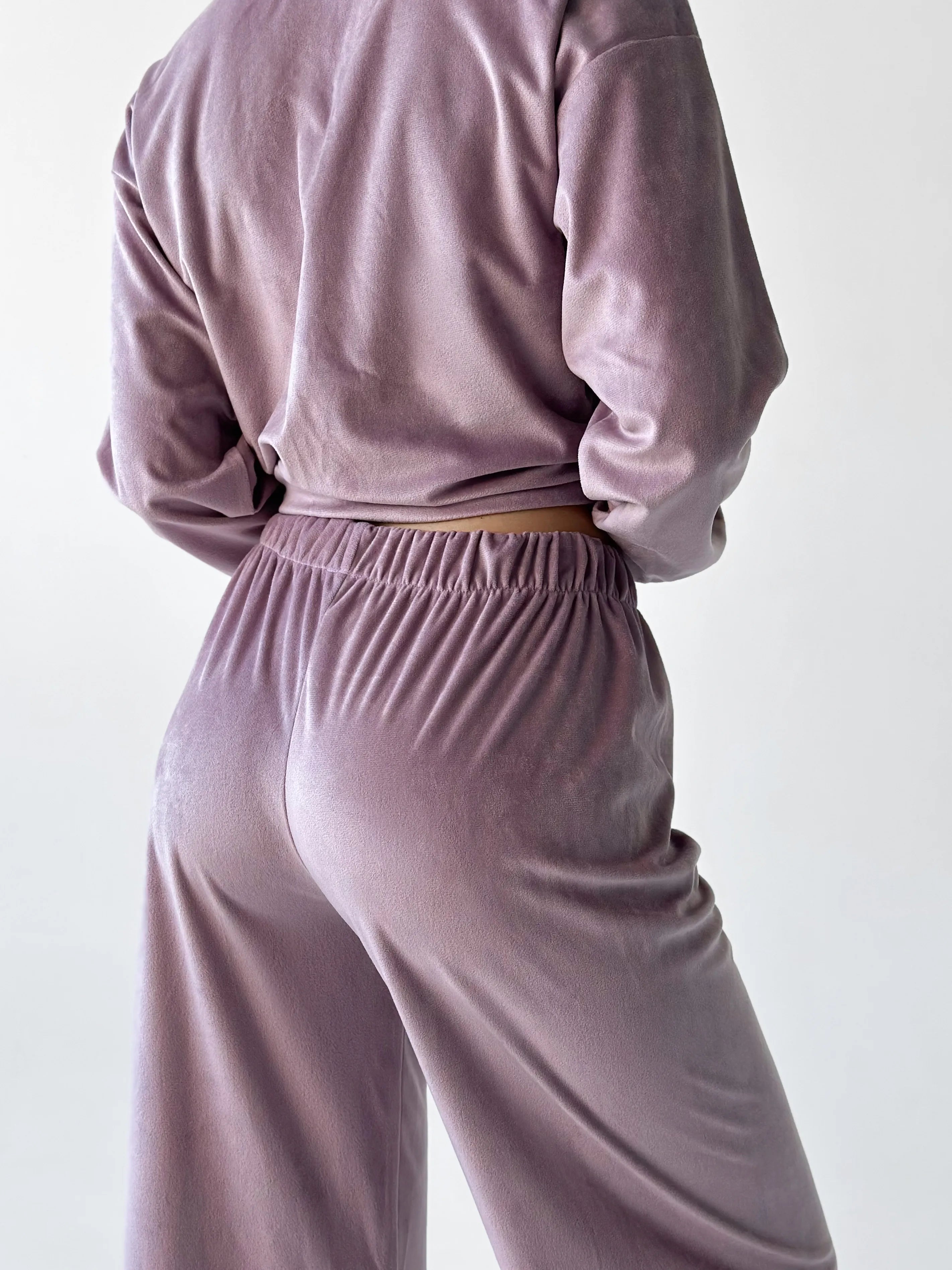 Suit plush pants and purple jacket