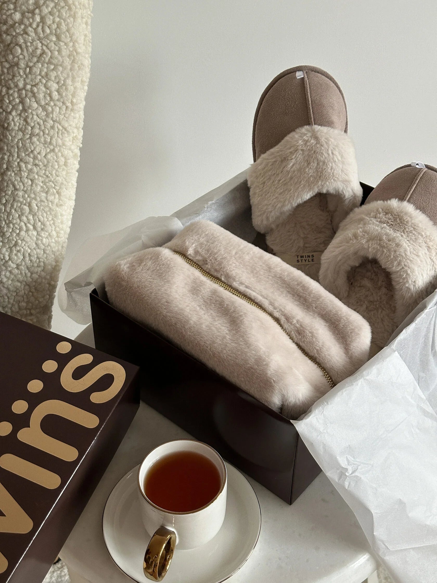 Women's slippers HS-LUX suede mocha