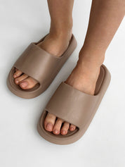 Twins foam beach and street slippers caramel
