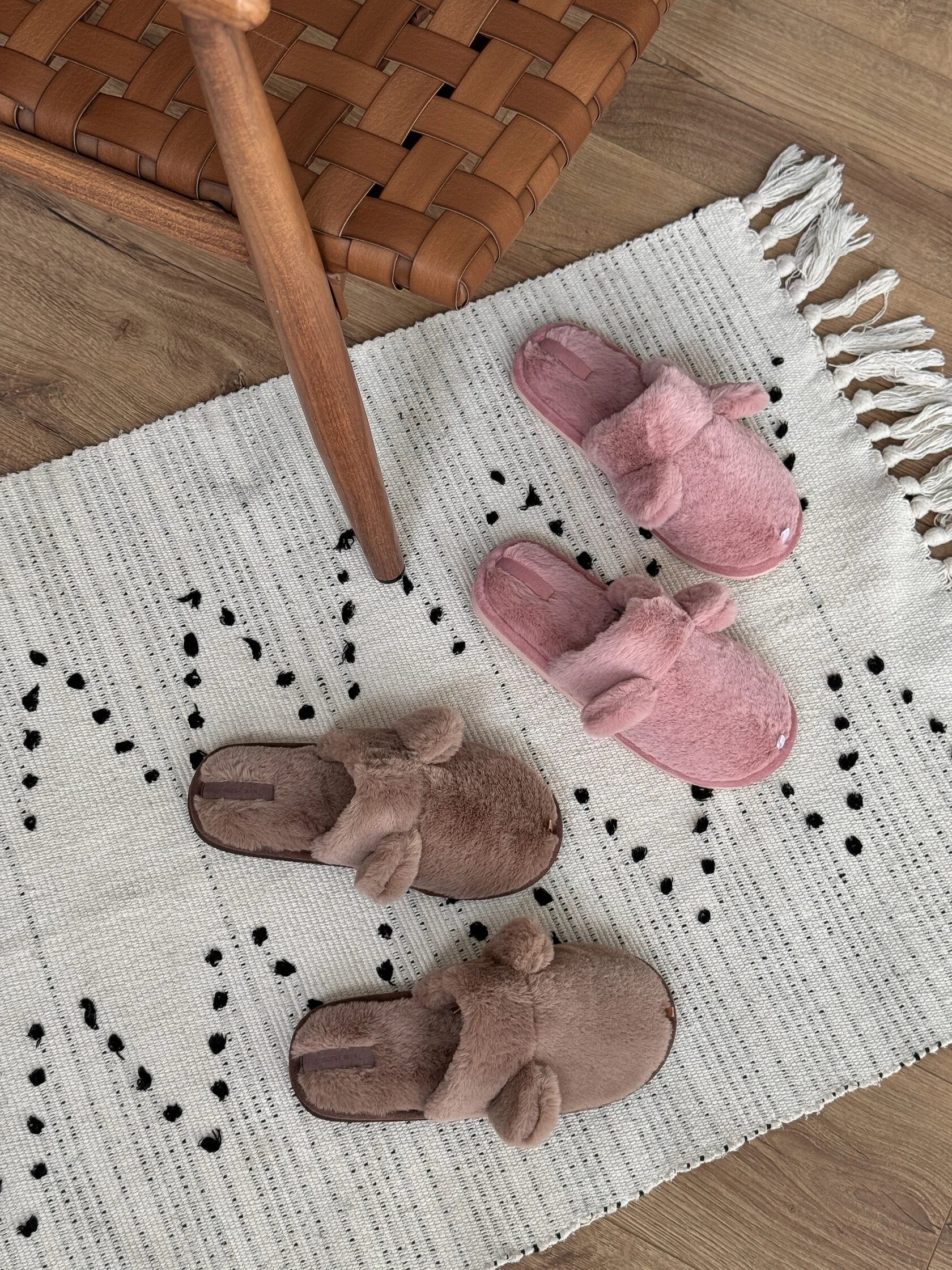 Women's HS fur slippers with ears pink