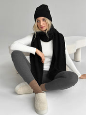 Women's black Alpaca scarf