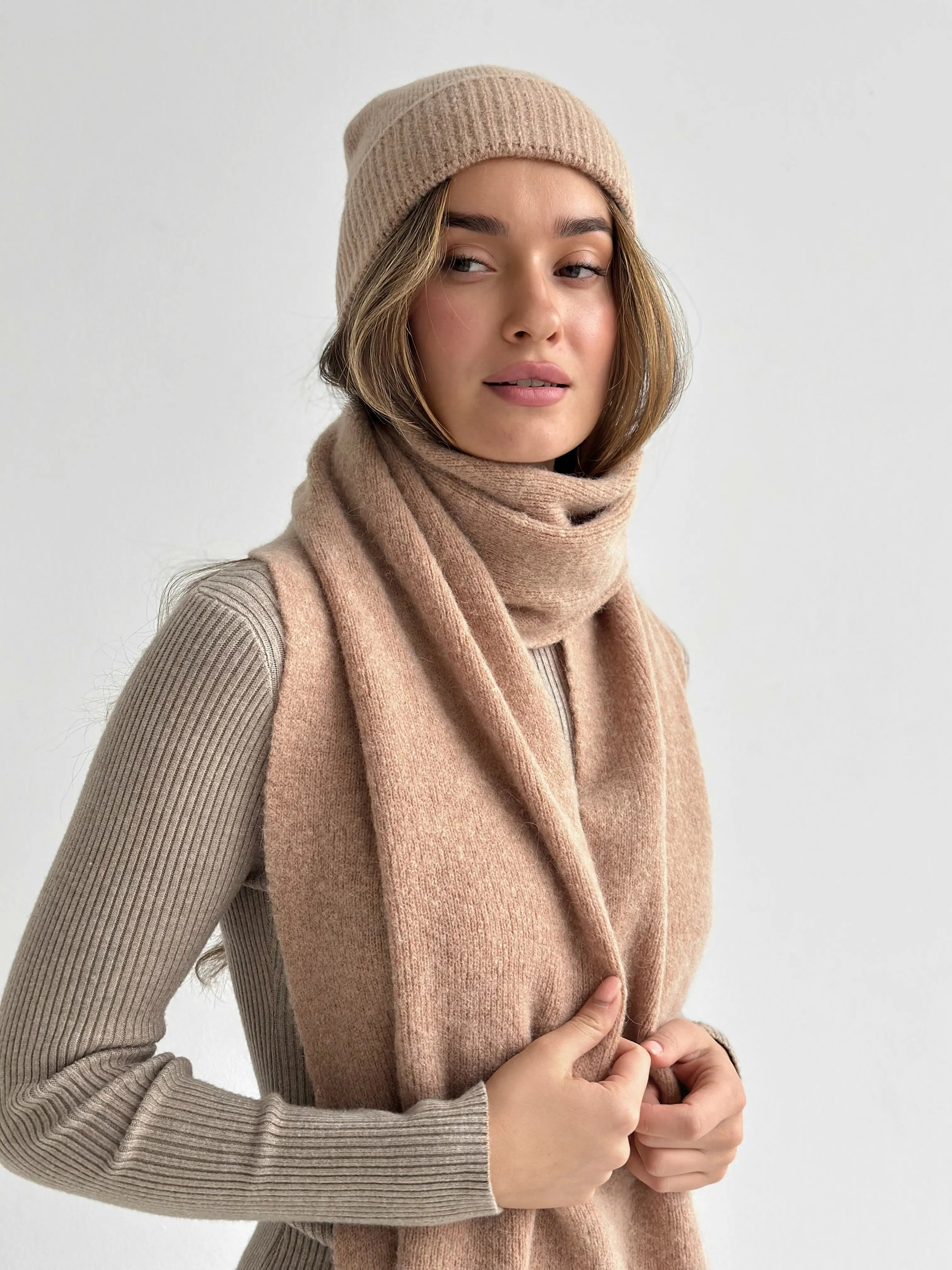 Women's peach Alpaca scarf