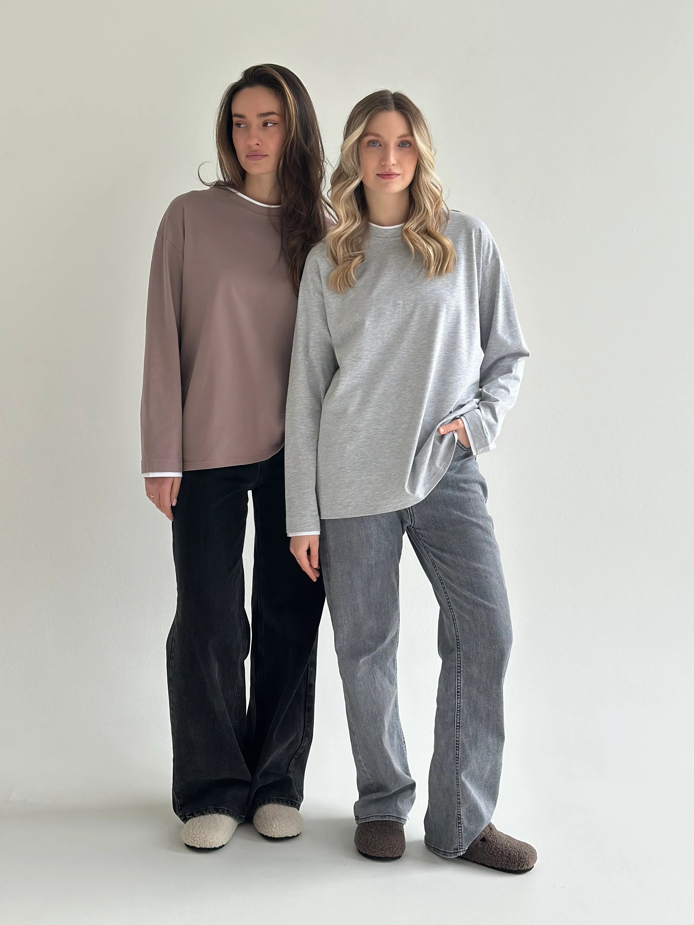 Longsleeve with white trim, cappuccino