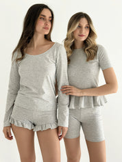 Knitwear Coolir set of long sleeves and ruffled shorts gray
