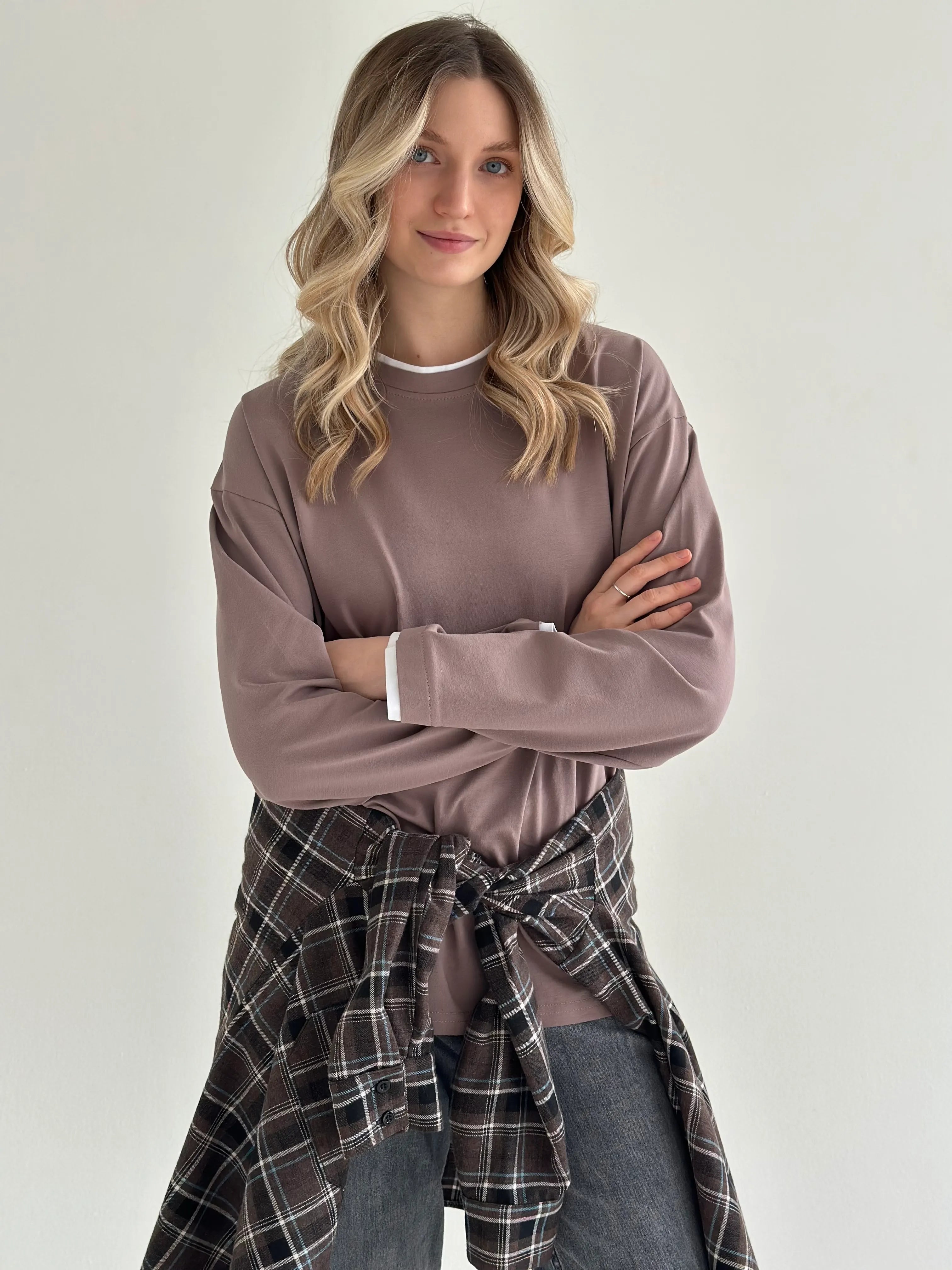 Longsleeve with white trim, cappuccino
