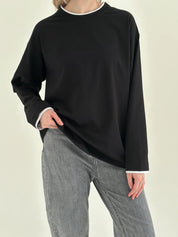 Longsleeve with white trim, black