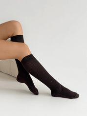 Chocolate ribbed knee-high socks