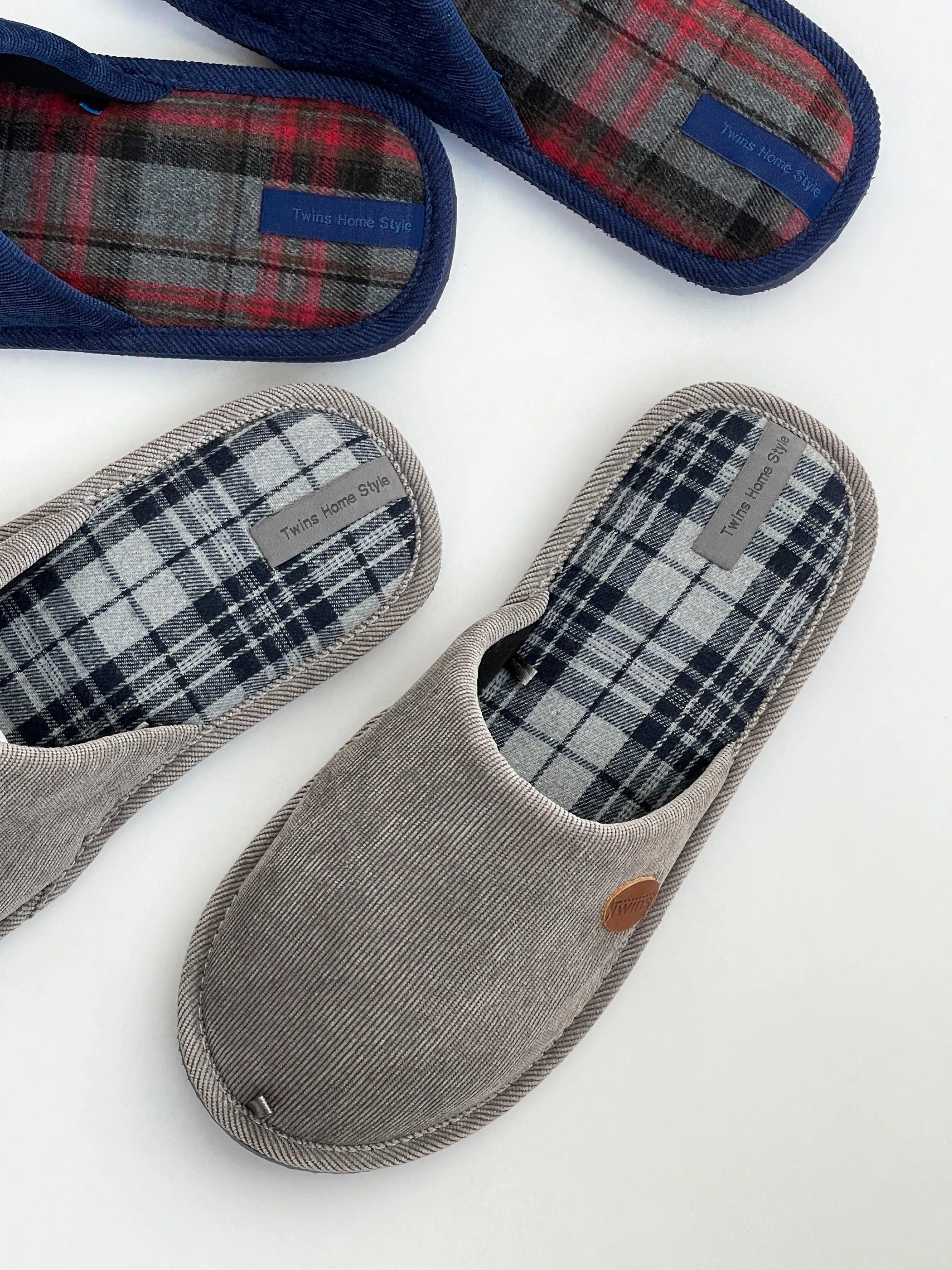 Men's gray slippers