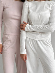 Ribbed knitted suit wide pants and long sleeves powder