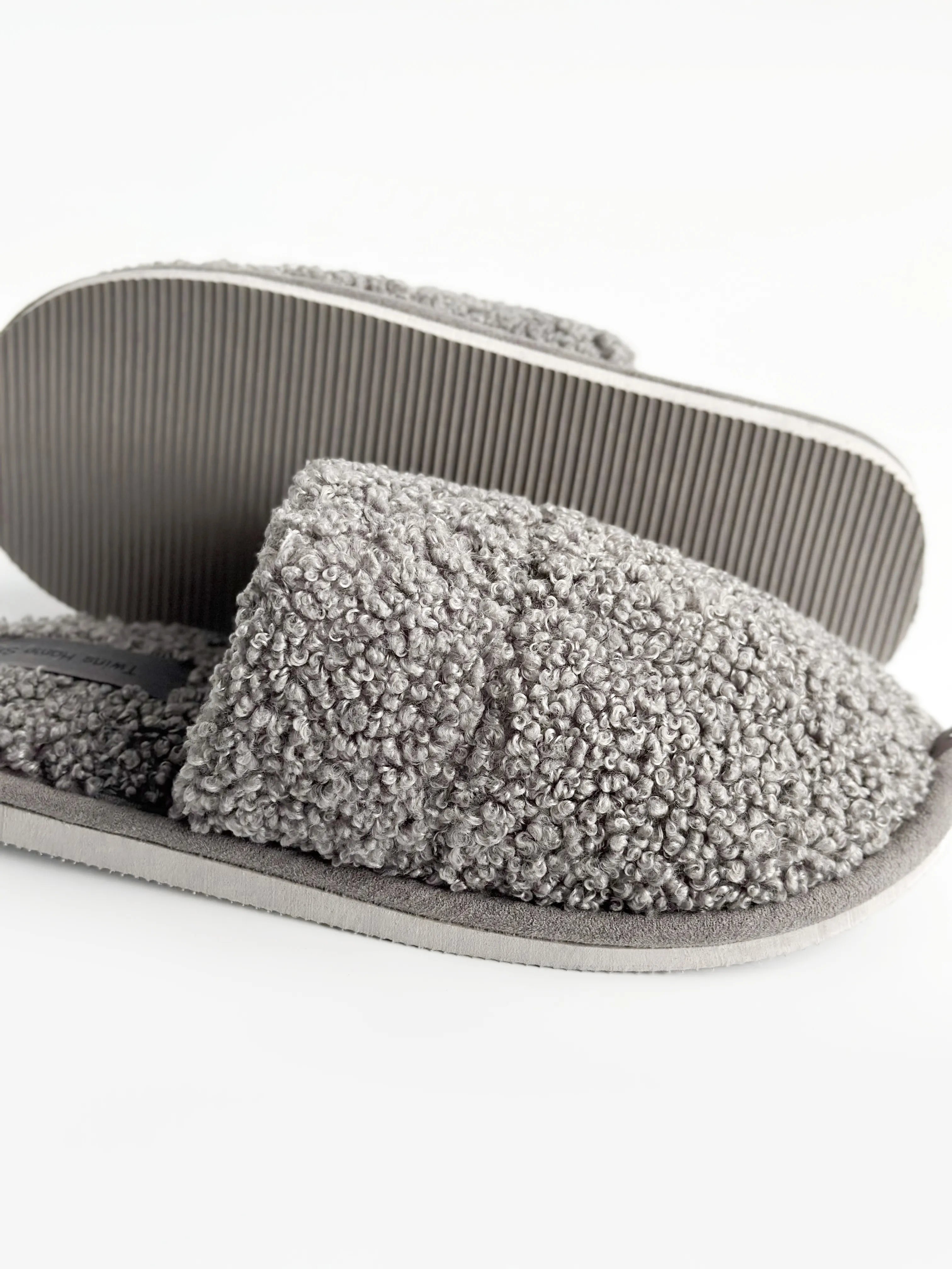 Kids’ Soft Teddy Slippers in Gray