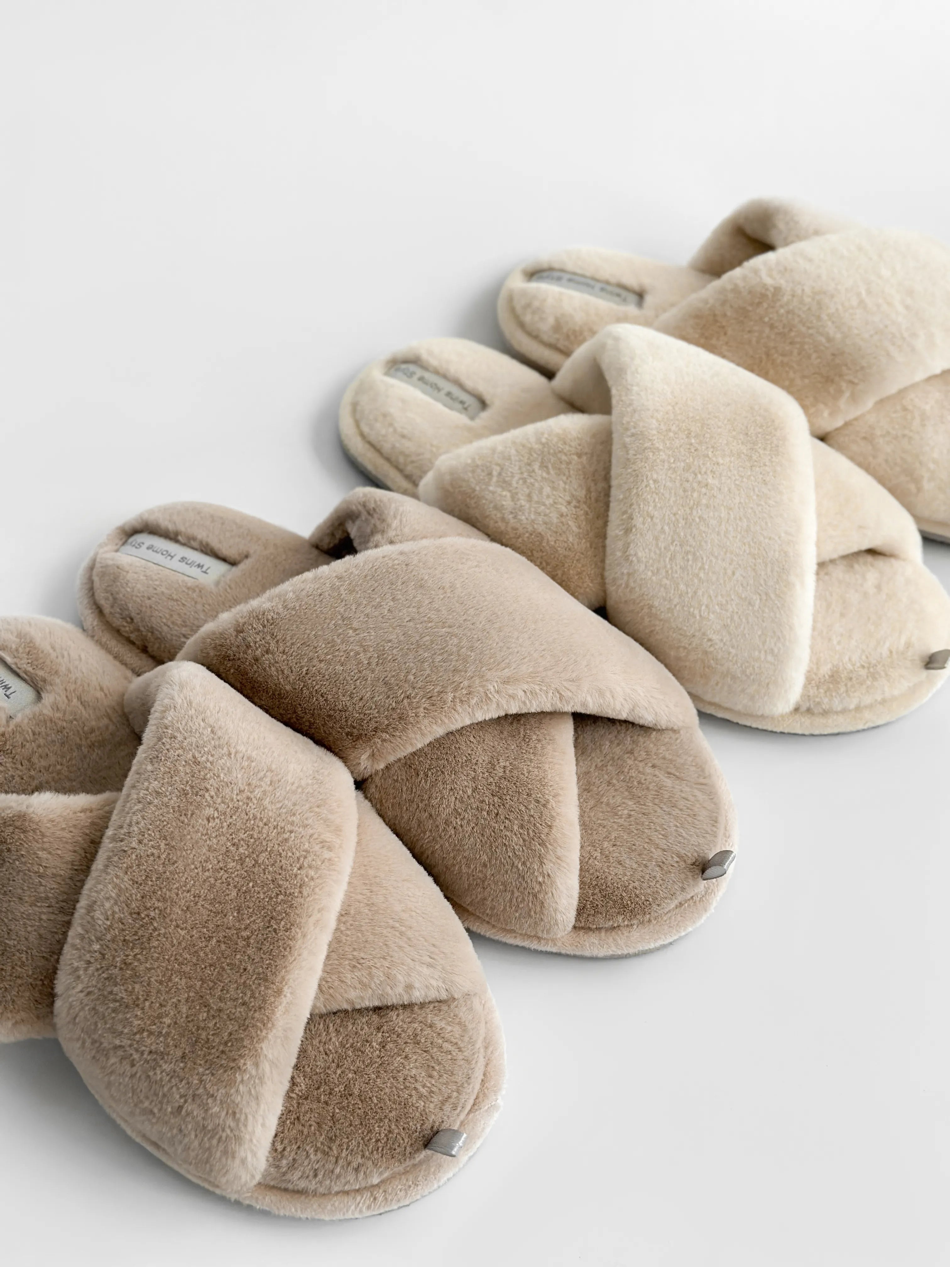 Women's slippers HS-LUX fur latte