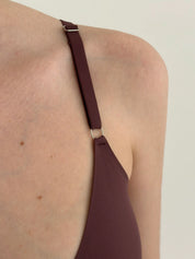 Seamless top in brown
