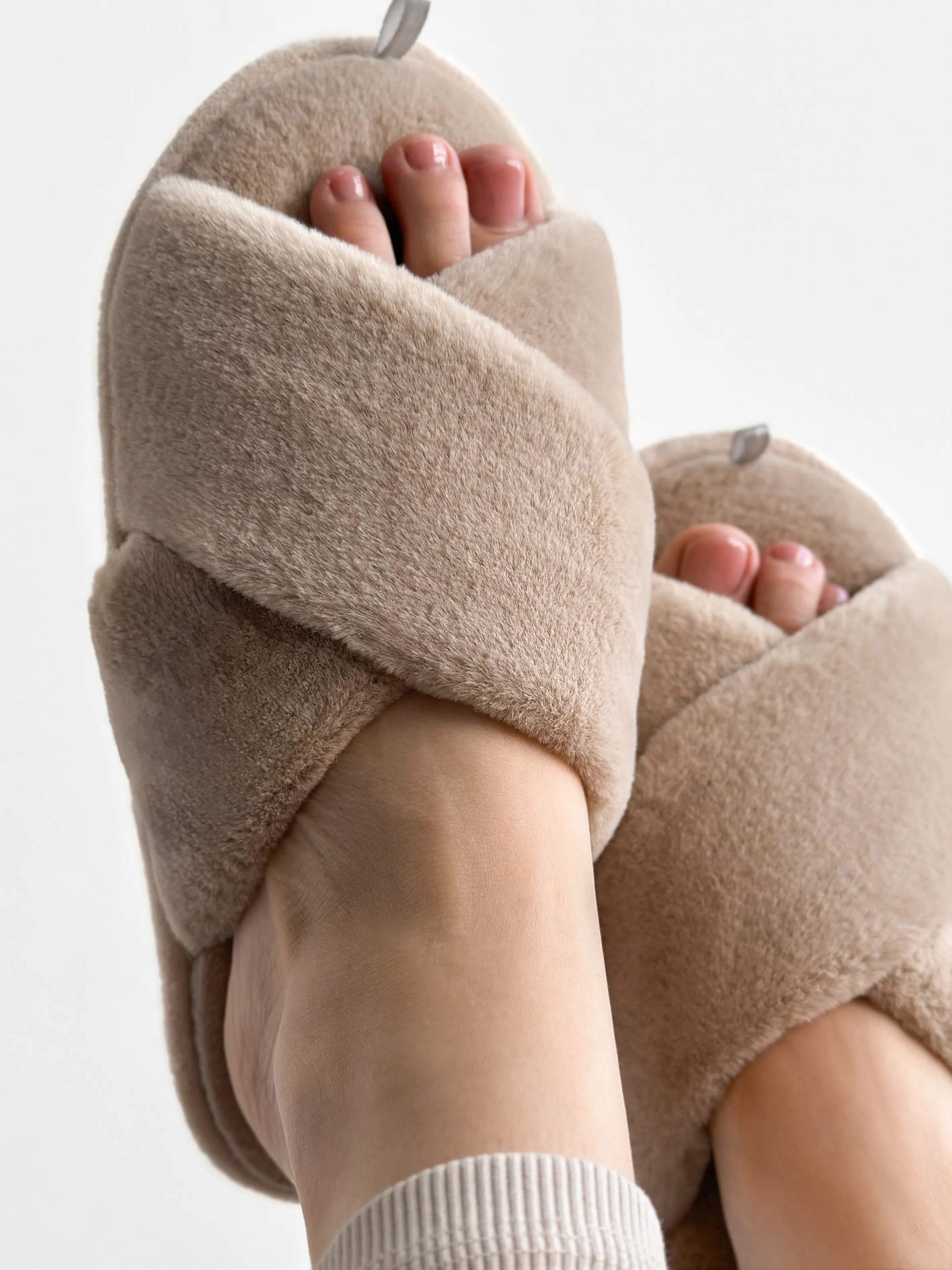 Women's slippers HS-LUX fur latte