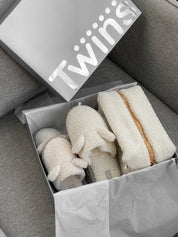 Children's fur slippers TEDDI white