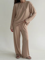 Modal long-sleeved wide-leg suit and beige pants