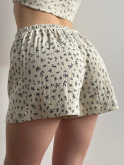 Ribbed shorts milky blue flower