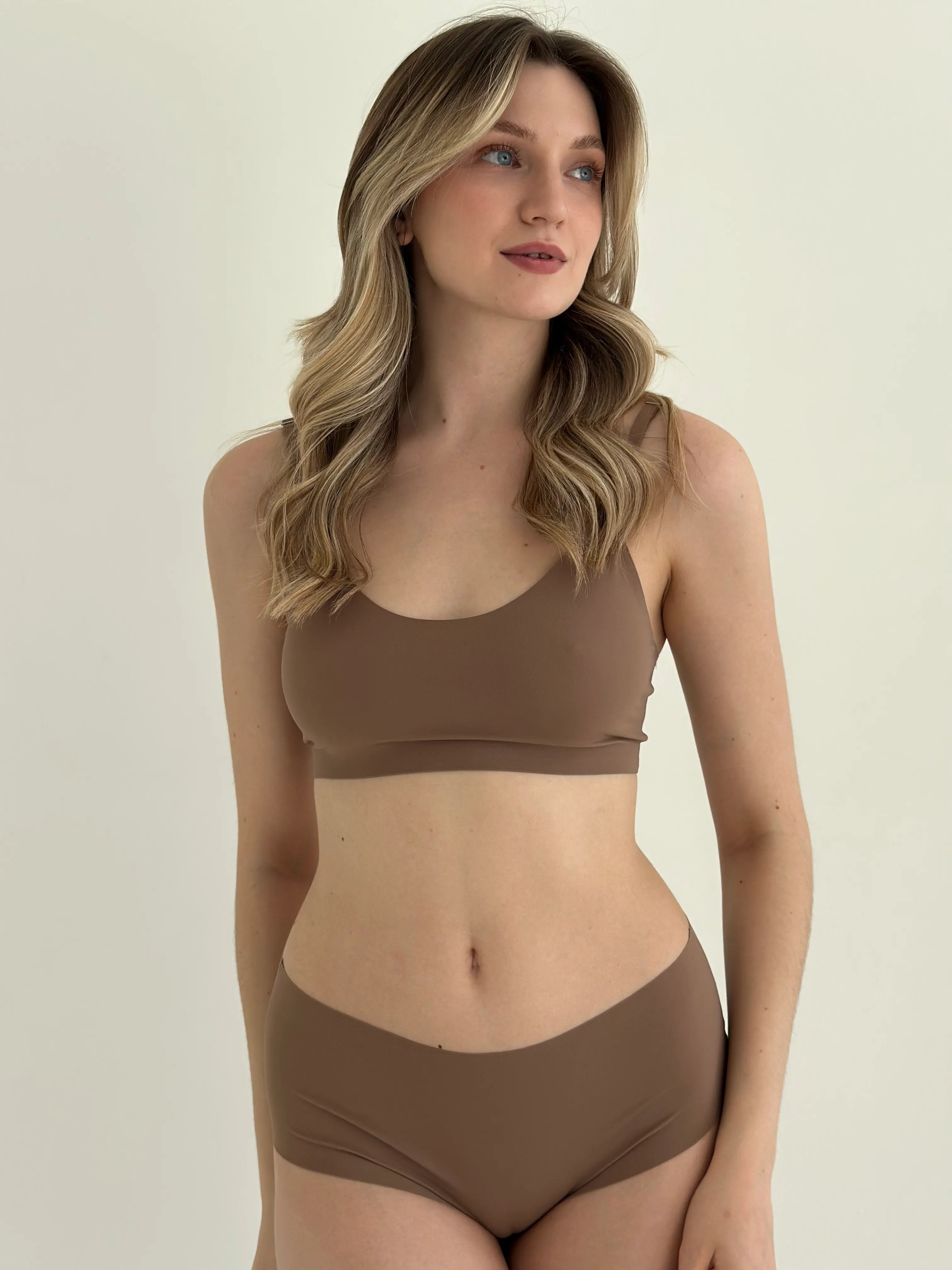 Underwear panties briefs seamless cappuccino