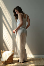 Pants Mono brocade openwork design "flower"
